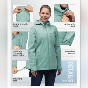 Women's Light Green Hooded Ski Jacket